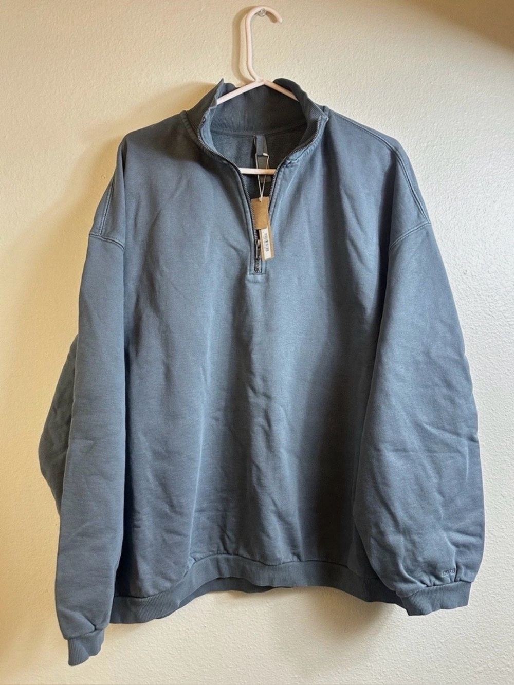 NWT and Original Packaging: Skims Boyfriend Fleece Slouchy Half-Zip Sweatshirt